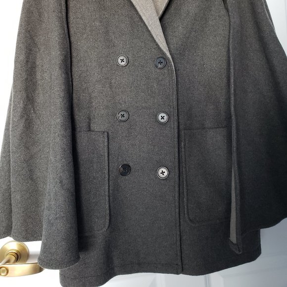 BCBG Generation Wool Blend Double Breasted Gray Cape Jacket - Picture 2 of 11